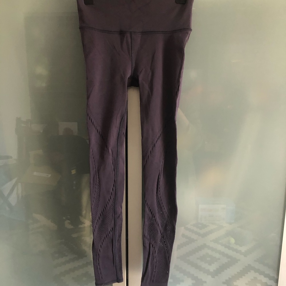 Lululemon Reveal Tight